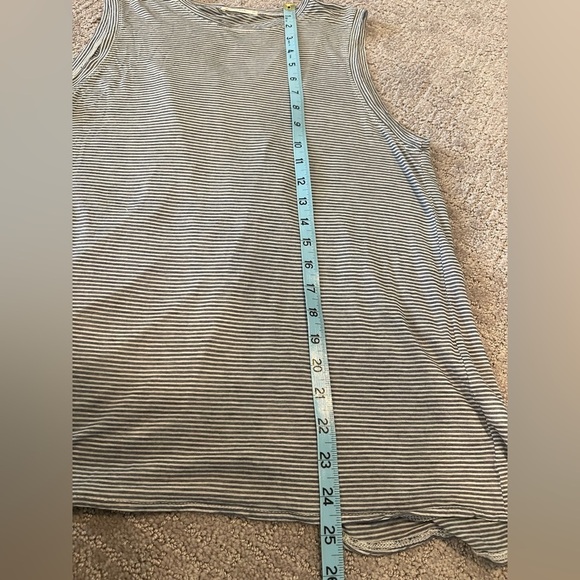 Marine Layer Striped Sleeveless Top, Tulip Back, Navy Blue/White, Lightweight,XL - Picture 10 of 16